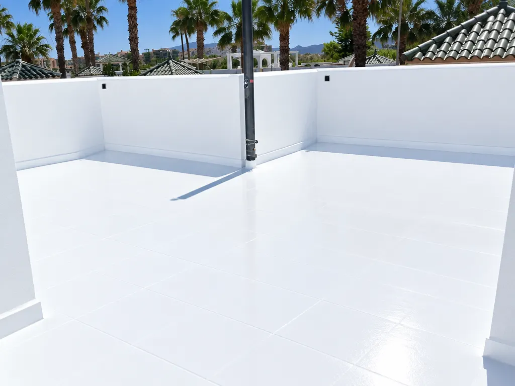 Tu terraza filtra: pintura impermeabilizante o caucho líquido